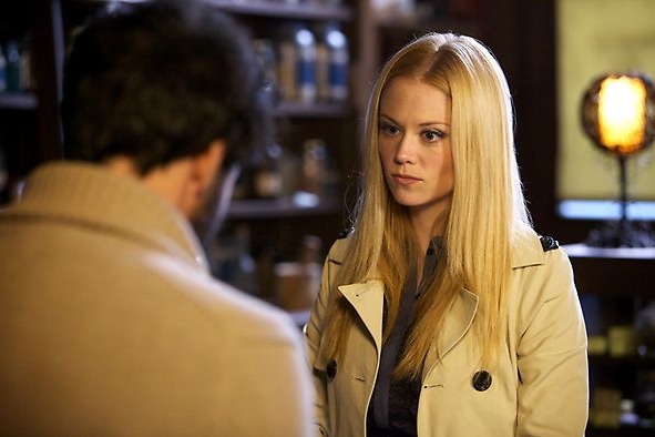 Adalind (Claire Coffee) et Freddy
