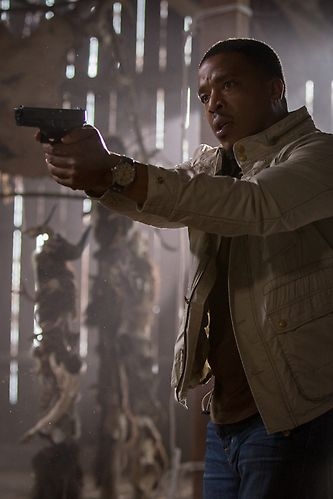 Hank Griffin (Russell Hornsby)